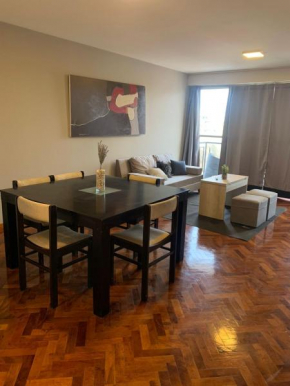 Departamento Céntrico de 3 Dormitorios con Vista a la Montaña